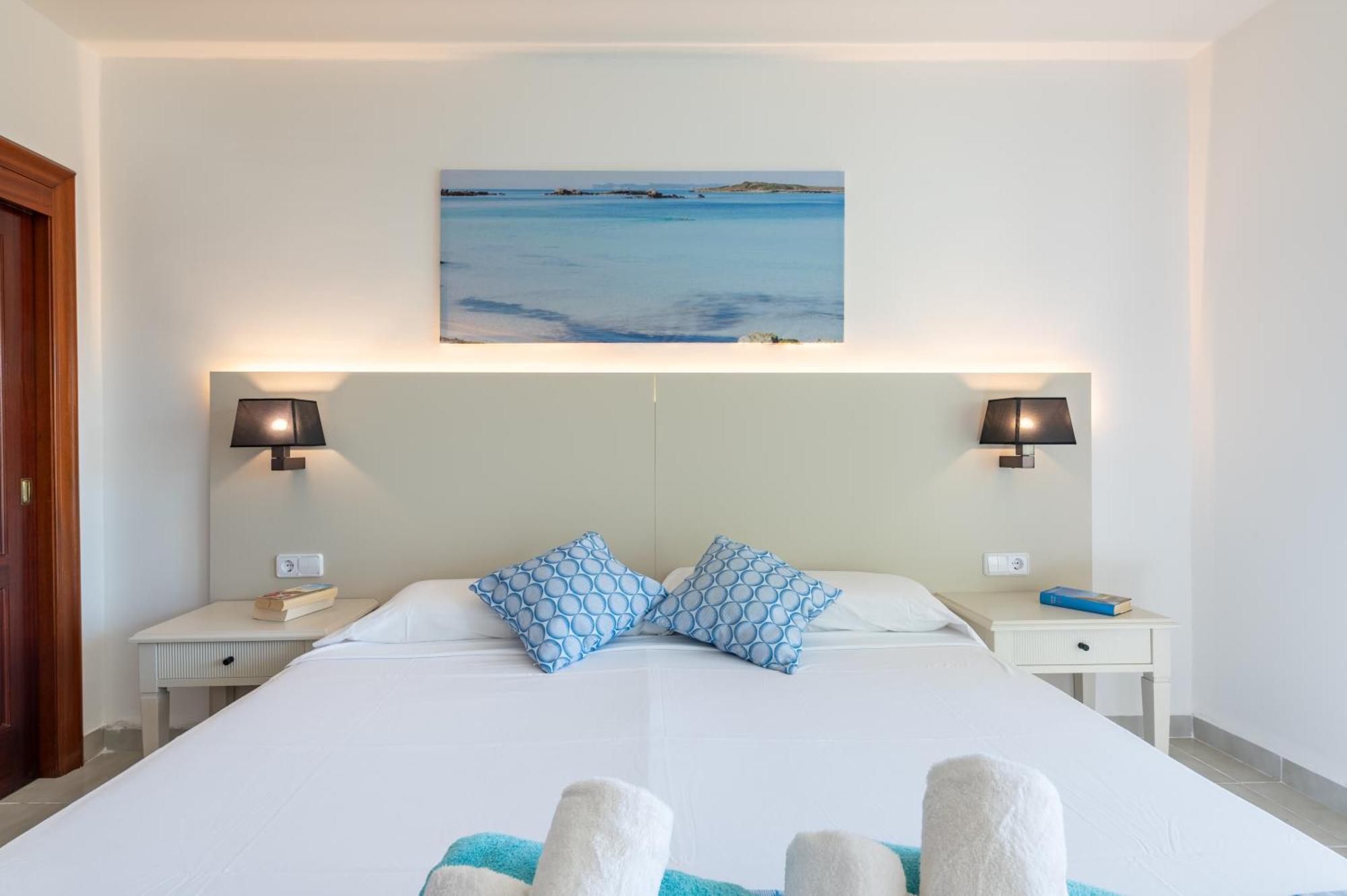 Hotel Martorell By Mhr Colonia de Sant Jordi Exterior photo